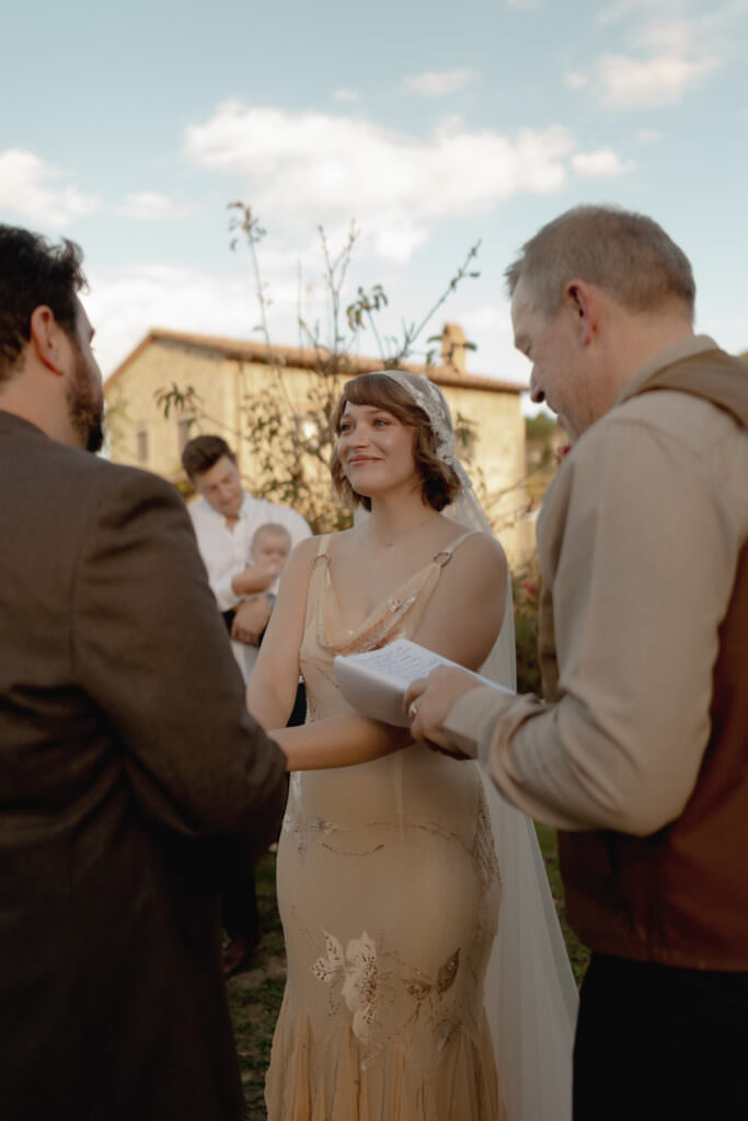 20.intimate chic wedding tuscany warm tones Federica Cavicchi