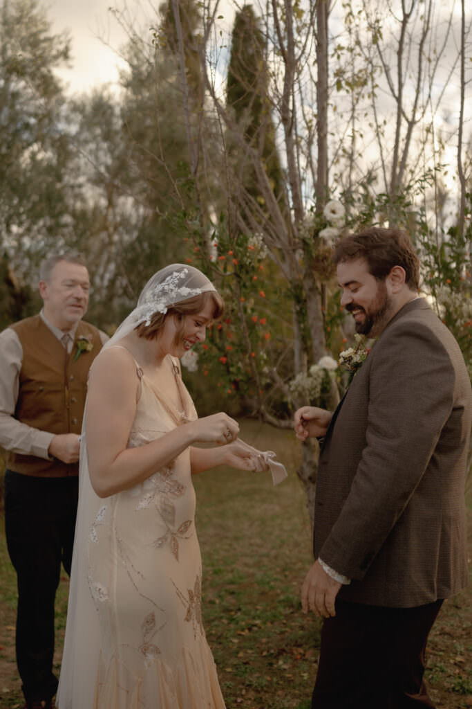 34.intimate chic wedding tuscany warm tones Federica Cavicchi