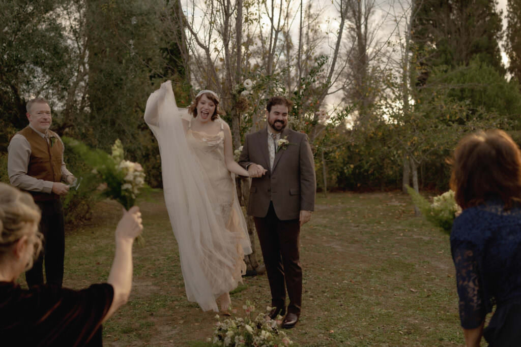 35.intimate chic wedding tuscany warm tones Federica Cavicchi