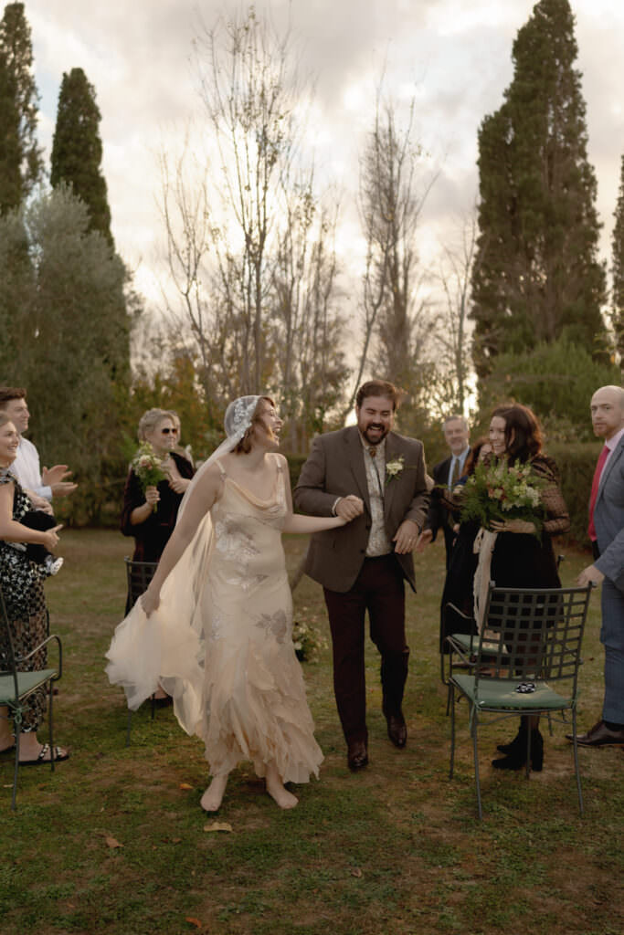 37.intimate chic wedding tuscany warm tones Federica Cavicchi