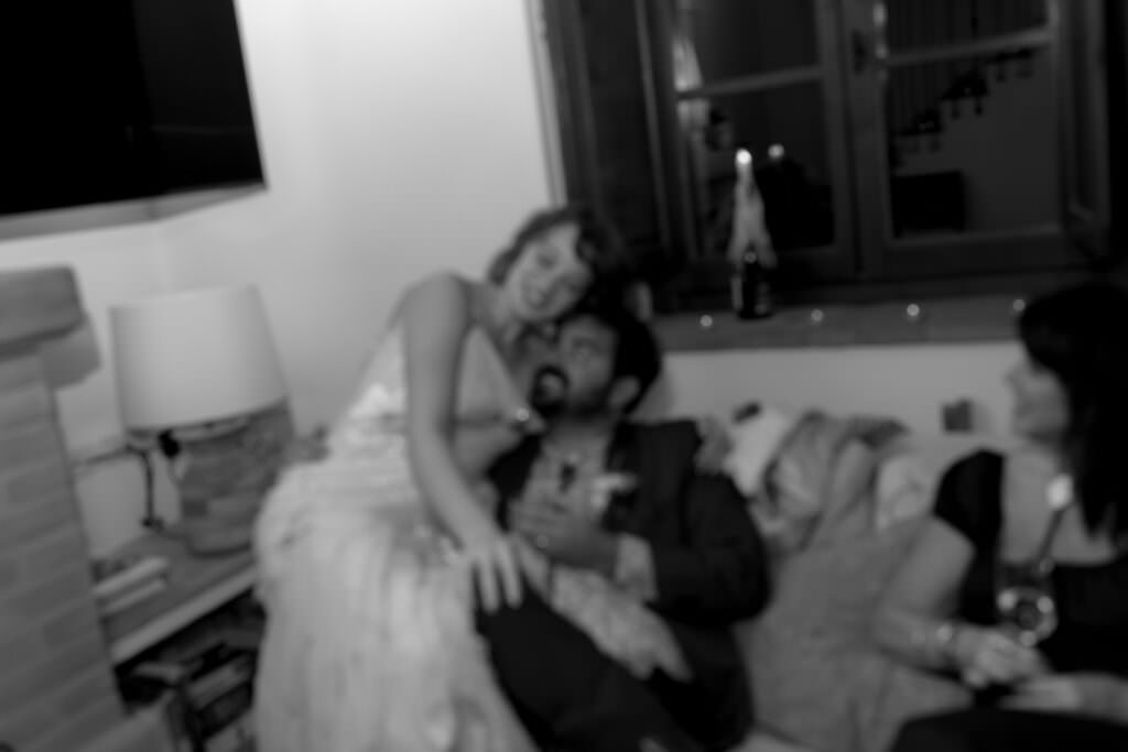 77.intimate chic wedding tuscany warm tones Federica Cavicchi
